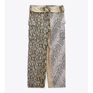 Zara Snakeskin patch pants. Size Large. NWT.